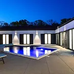 Primus Villa *
